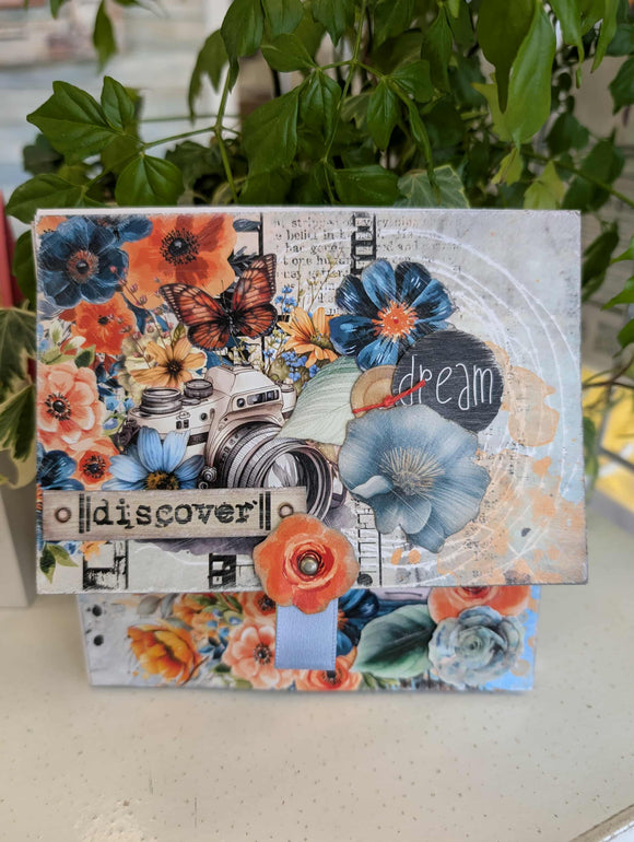 Craft & Go Kit  - “Cerulean Blue Keepsake Album”